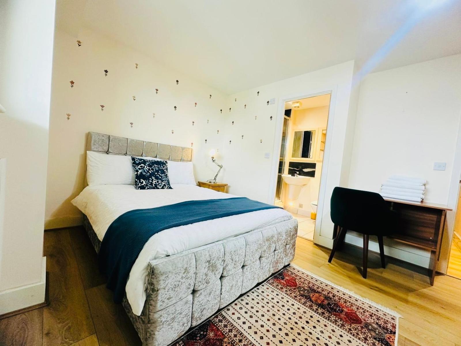 Modern 2bed 2bath Canary Wharf - Upto 5 Person Appartement *